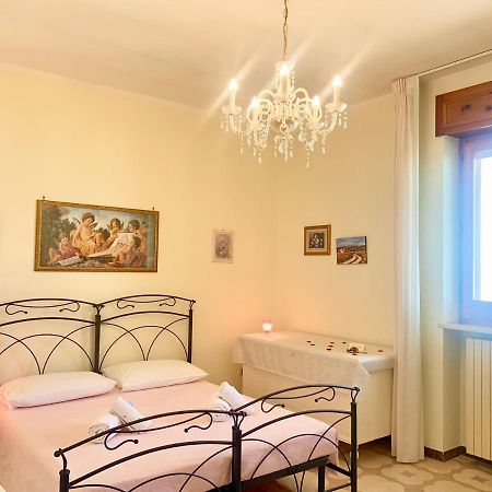 Bed & Breakfast Acquamarina Castro  Екстериор снимка